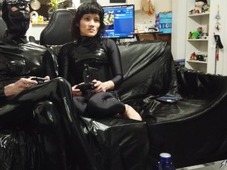 Gaming in Latex and Zentai - Side Of Light