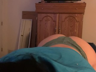 Big booty wife sucking dick on bed