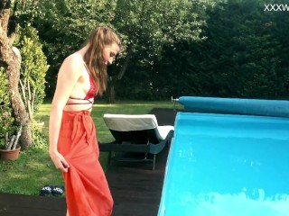 Hot acrobatics at the sea with Kim Nadara