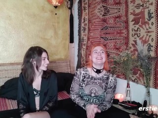 Ersties - Lesbische BDSM-Erfahrung mit Zora und Desiree