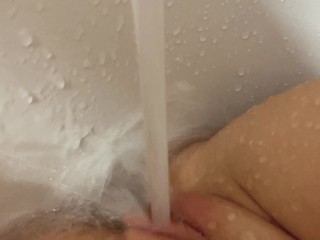 First time trying to masturbate with water jet