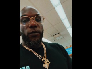 Public Masturbation trying not to get caught! Full video on onlyfans @CesarBelifonteUncut