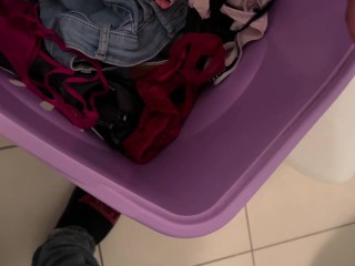 I masturbate smelling my stepmother's used panties and cum on them