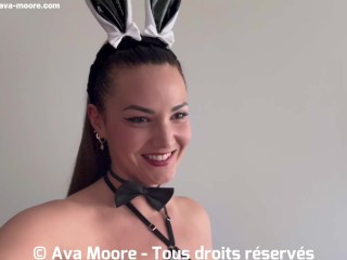 ANAL & CREAMPIE! Une Brune Chaude Habillée En Lapine Se Fait Détruire Le Cul Et Gicler Dedans