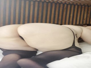 BBW Jenny love shakes her Easter ass