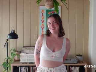 Ersties - Bubbly Summer Masturbates With Her Glass Dildo In Her Favorite Room