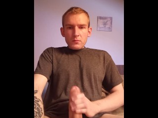 Masturbate front of the camera and recording this huge cock