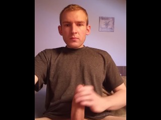 Masturbate front of the camera and recording this huge cock