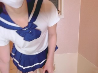 【個人撮影】セーラー服で大量潮吹き！！シャワーでびしょ濡れスケスケ乳首♡ほぼモザイク無し♡