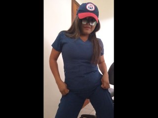 THE MATURE NURSE MAKES PORN CONTENT FOR ADULTS FROM THE WORK OFFICE