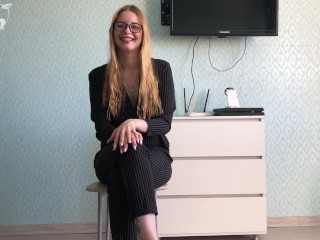 Pretty girl came to get a job. INTERVIEW WITH A Dick