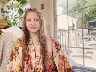 Ersties - Sexy MILF Ivy Shows Us Her Masturbation Skills