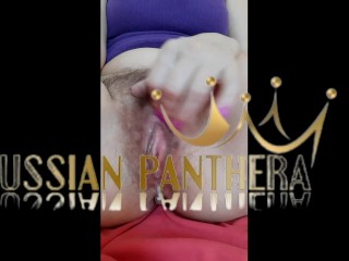 постелила юбку и кончила себе на геморрой.полижи ее