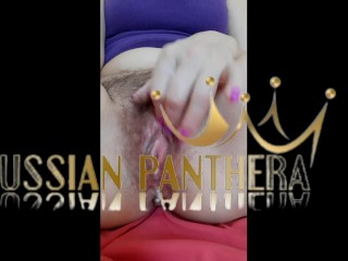 постелила юбку и кончила себе на геморрой.полижи ее