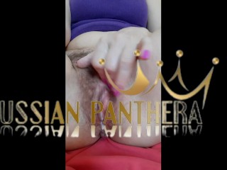 постелила юбку и кончила себе на геморрой.полижи ее