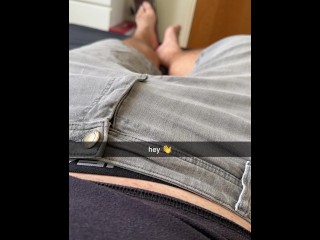 Hot Teen Girl sexting with her sugar daddy on SnapChat