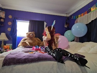 Nerdy BUNNY Loves Balloons