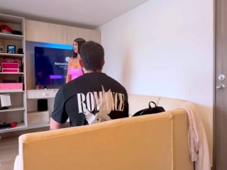 Delivery guy breaks my tight ass and leaves me all his cum - Amanda Rabbit