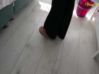 Risky sex! My Stepmom Knew I Watch Her When She was Cleaning my Room! Doggystyle Fucking My Stepmom!