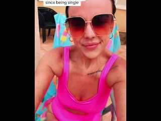 Amateur girl pissing the bed