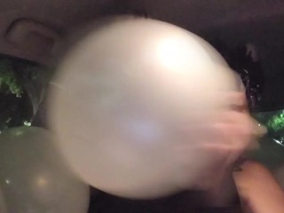 Squeeze to pop Balloons in my friend car~