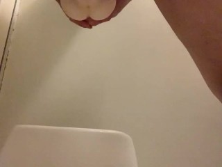 疲れからムラムラした反り勃つデカマラでヤリマンを犯しまくるヤリチン