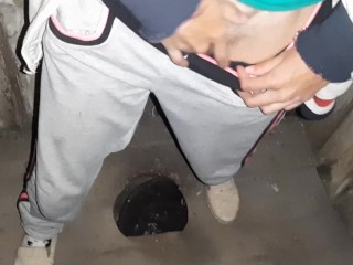 I caught my neighbor in the toilet and she licked me pussy - IkaSmokS