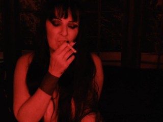 Flashy Smoking Goddess