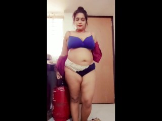 Desi Indian Step Mom Strip Teasing her Step Son in Kitchen and He Fucked Her