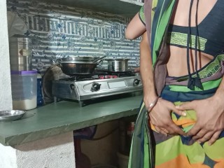 Hot Indian Desi Bhabhi Fucked Hard by her Devar in Kitchen with Hindi Dirty audio