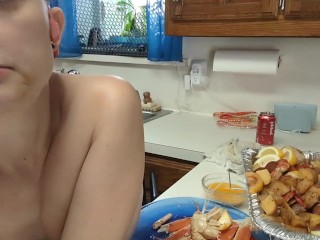 Eating a seafood boil 12 weeks pregnant