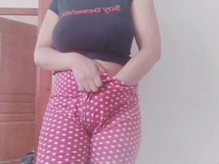 احح توحشت نصورلكم و انا كنكفت و كنتخايل زب كيمشي و يجي فوق طبزني