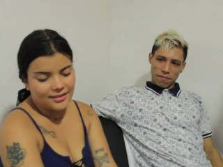 FOLLO CON UN EXTRAÑO DE LA FIESTA Y MI HERMANASTRO SE UNE. TRIO-POV-LATINA-CULONA