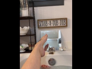 BBW Stepmom MILF long legs and foot fetish in the tub