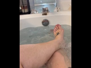 BBW Stepmom MILF long legs and foot fetish in the tub