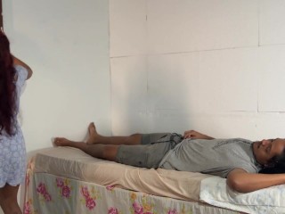 Minha esposa contratou a vizinha para arrumar a casa e eu cheguei mais cedo de surpresa