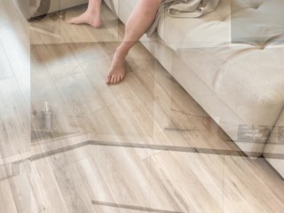 Мачеха Словила Пасынка на Дрочке и Нагло Трахнула - Русское Любительское с Разговорами