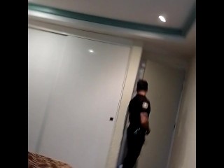 Soy amante de un policia el cual me trata como la puta que soy