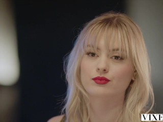 VIXEN Irresistible High Roller Amber Only Plays To Win