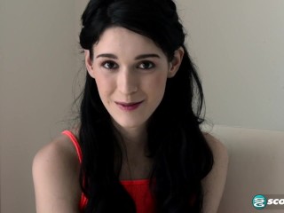 Ivy Aura: Toe-Sucking Tart