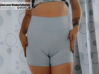 That's how I'll be in the gym today, I like the way my pussy looks. Taunt you to my coach