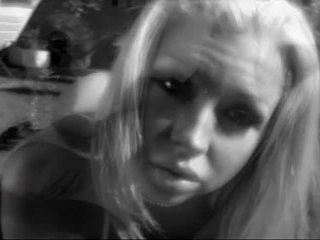 Cherokee and Chloe Dior are lesbians having fun