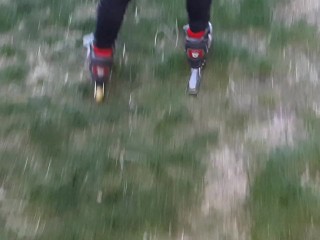 I jerked off my trainer's hairy pussy during a roller skating session - IkaSmokS