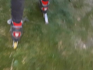 I jerked off my trainer's hairy pussy during a roller skating session - IkaSmokS