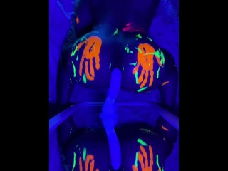 Cum to the Ruelynn dildo fucking glow party