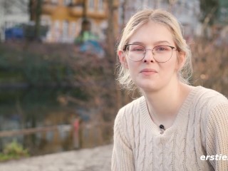 Ersties - Blonder Engel Ally im heißen Solo