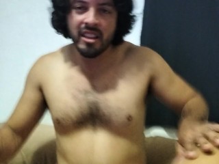 POV: Le meto la lengua en la vagina a sexy latina y se estremese de placer