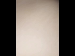 سعودي دخلو كلو في طيزي ما رحمني الكلب