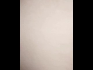 سعودي دخلو كلو في طيزي ما رحمني الكلب