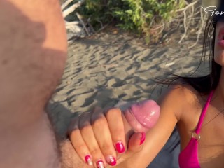 ANAL FINGERING FOR A SLUT: public beach slut analized and handjob